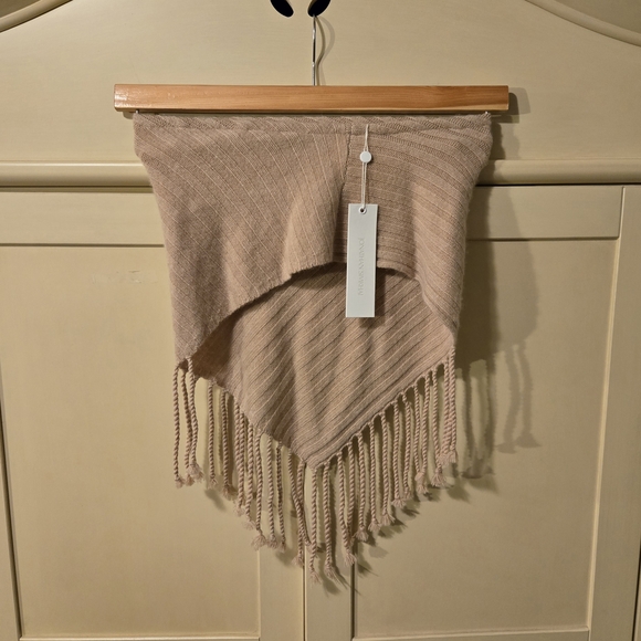 SIMKHAI Cashmere Nora Snood Knit Scarf with Tassels Sand One Size NWT - Picture 4 of 10
